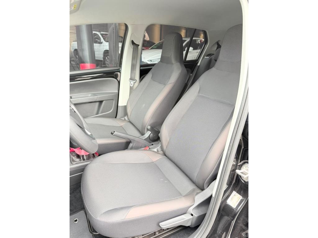 VOLKSWAGEN UP - Foto