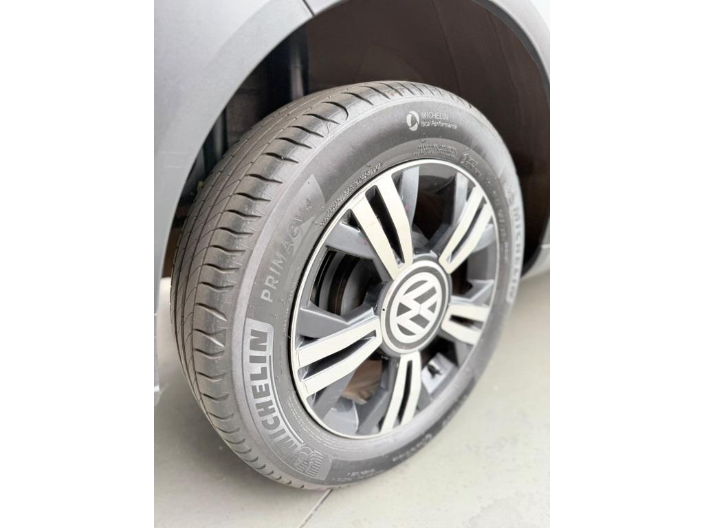 VOLKSWAGEN UP - Foto