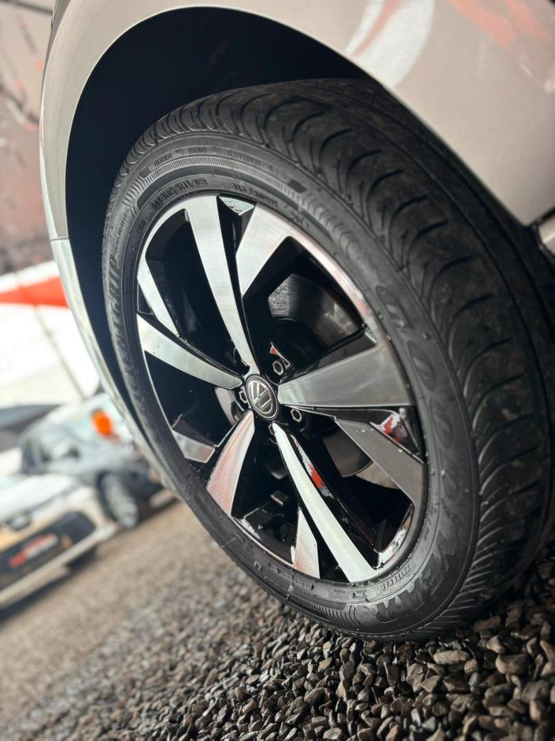 VOLKSWAGEN Virtus - Foto