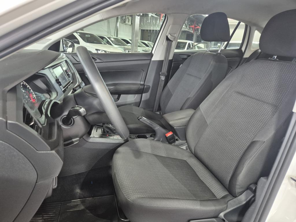 VOLKSWAGEN Virtus - Foto