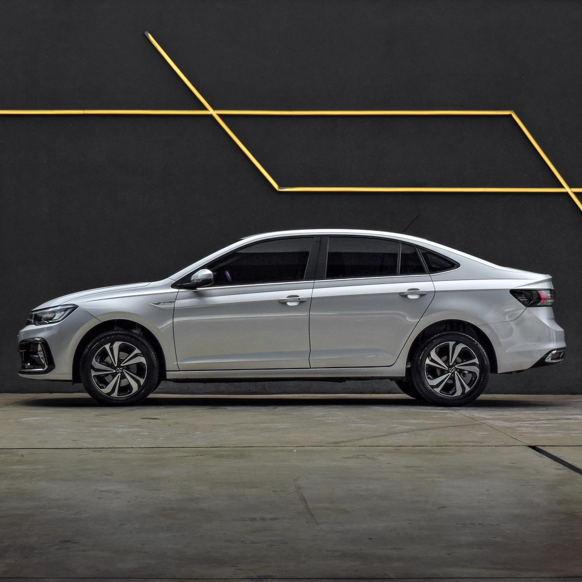 VOLKSWAGEN Virtus - Foto