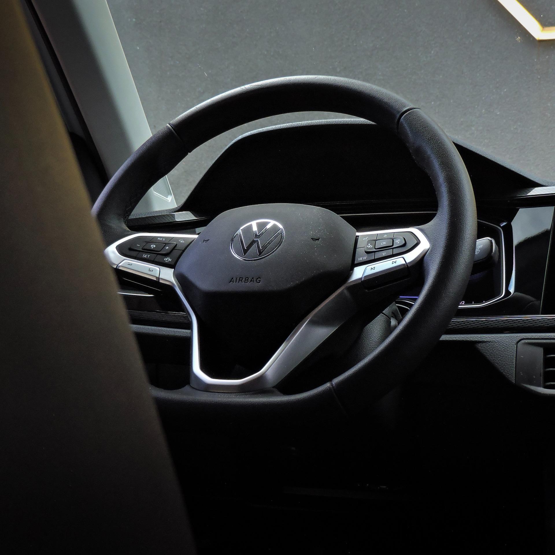 VOLKSWAGEN Virtus - Foto