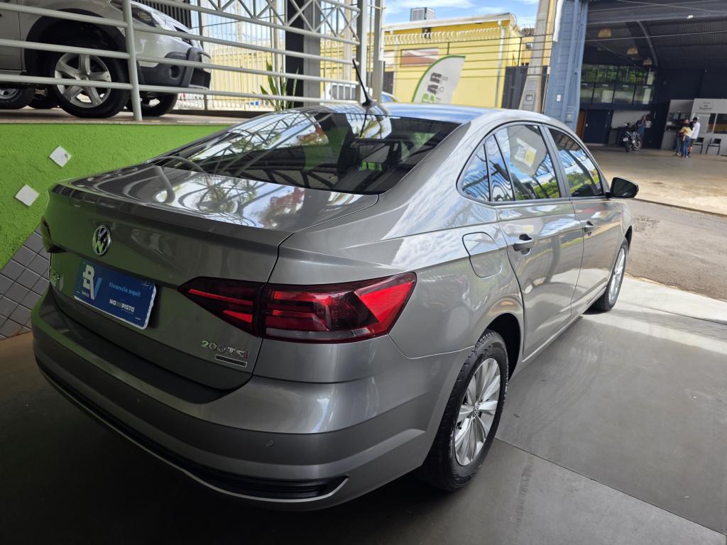 VOLKSWAGEN Virtus - Foto