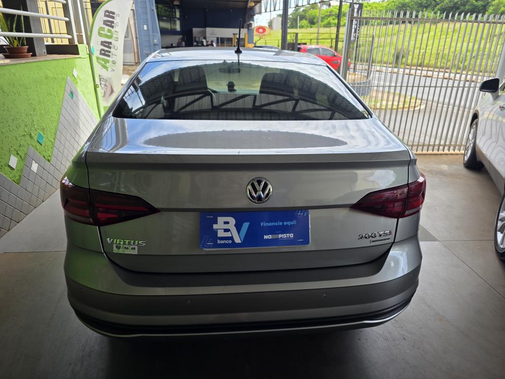 VOLKSWAGEN Virtus - Foto