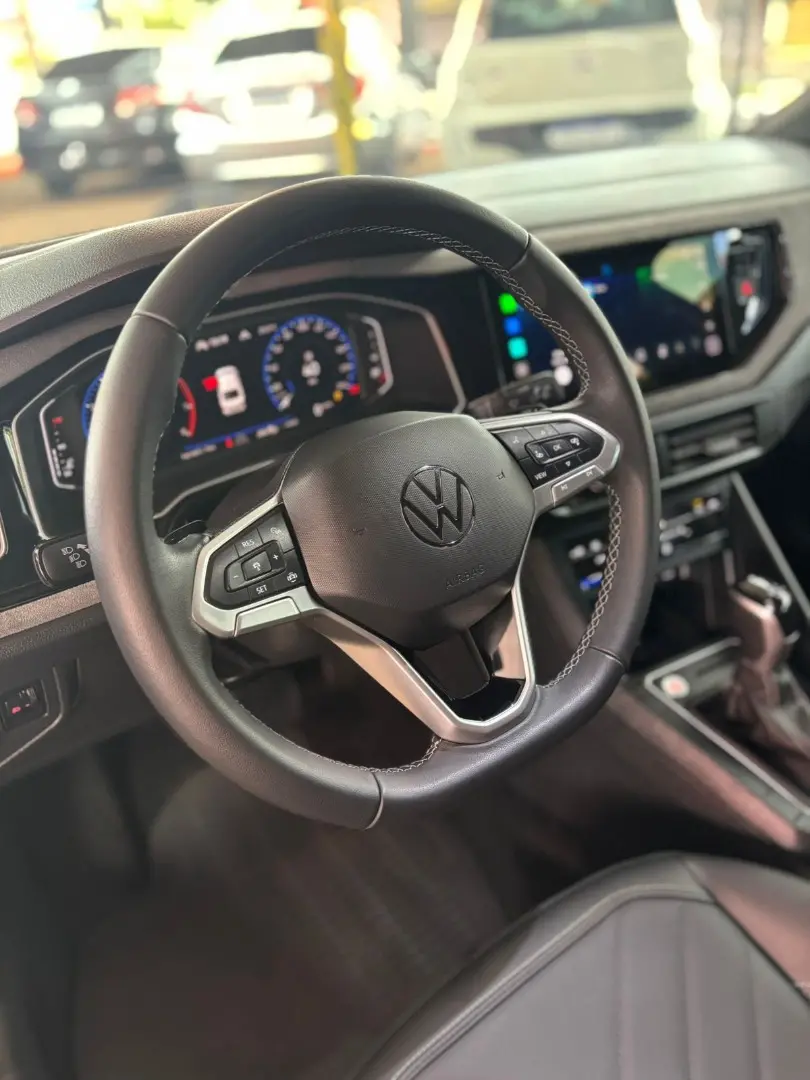 VOLKSWAGEN Virtus - Foto