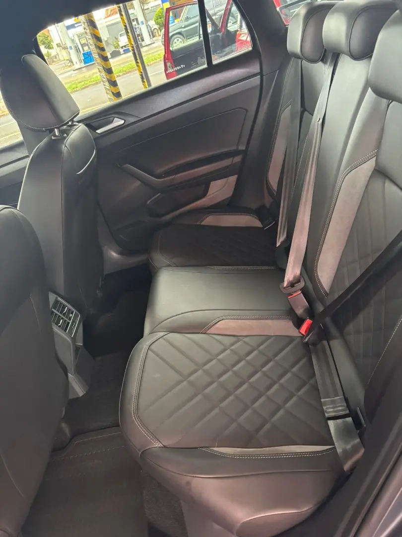 VOLKSWAGEN Virtus - Foto