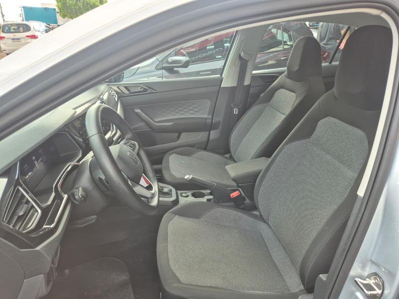 VOLKSWAGEN Virtus - Foto