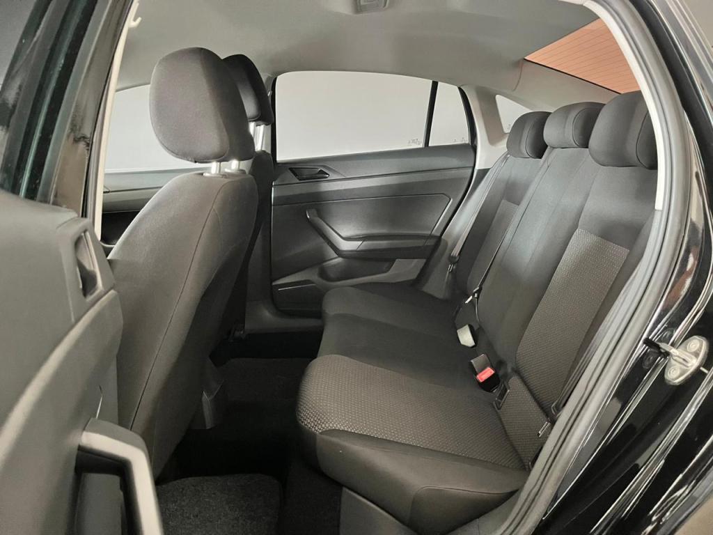 VOLKSWAGEN Virtus - Foto