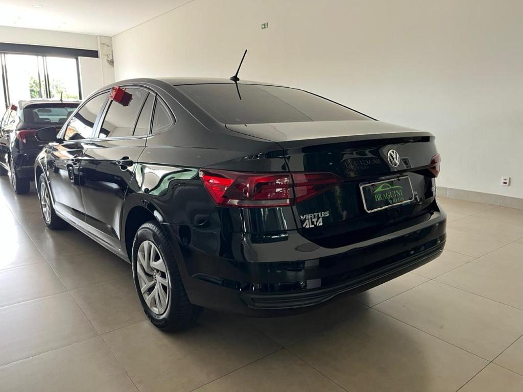VOLKSWAGEN Virtus - Foto