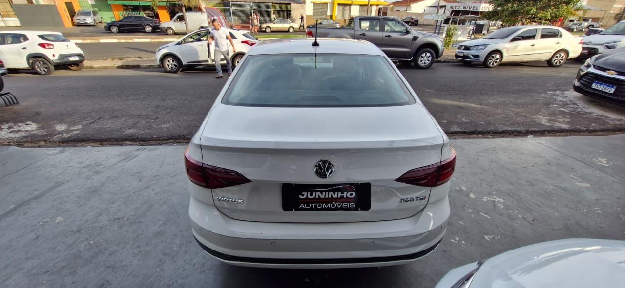 VOLKSWAGEN Virtus - Foto