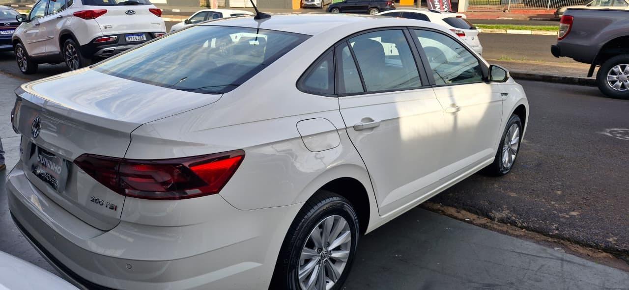 VOLKSWAGEN Virtus - Foto