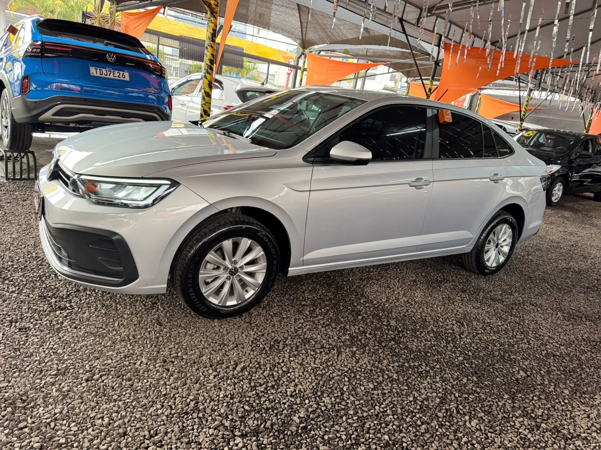 VOLKSWAGEN Virtus - Foto