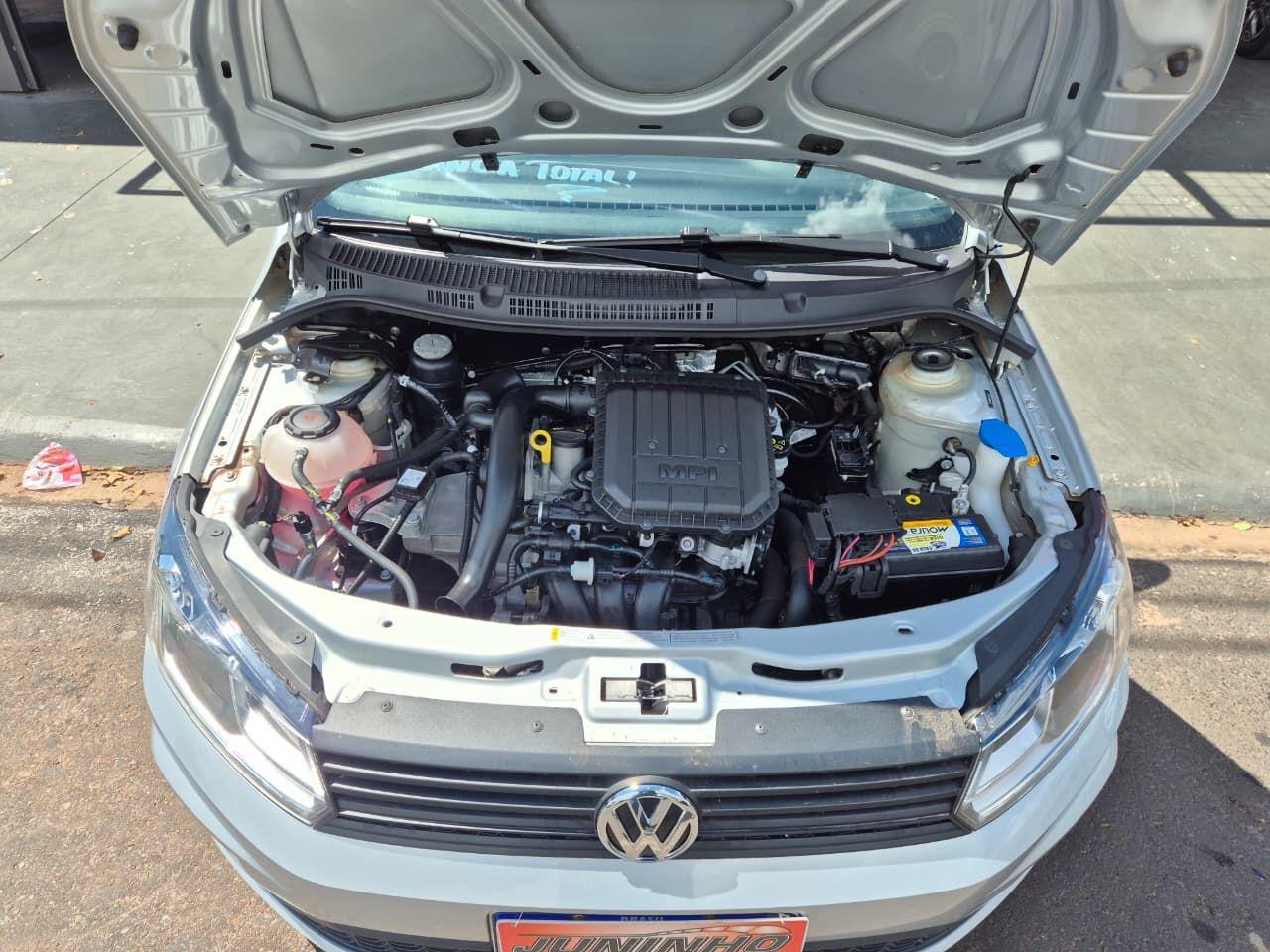 VOLKSWAGEN Voyage - Foto