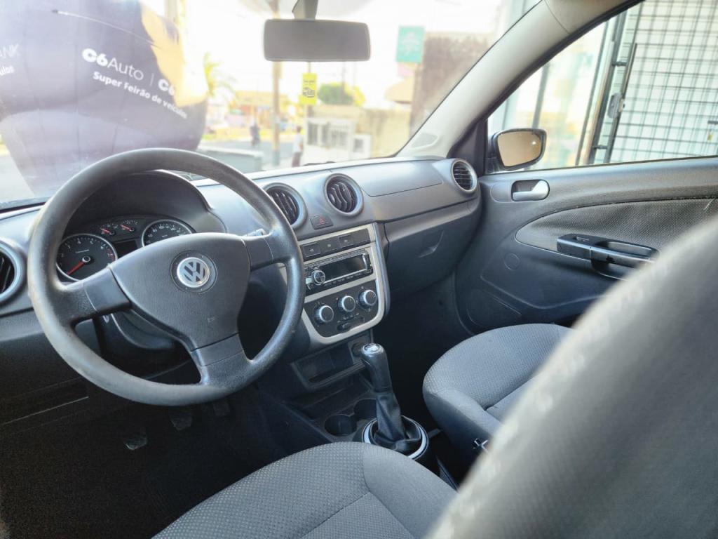 VOLKSWAGEN Voyage - Foto