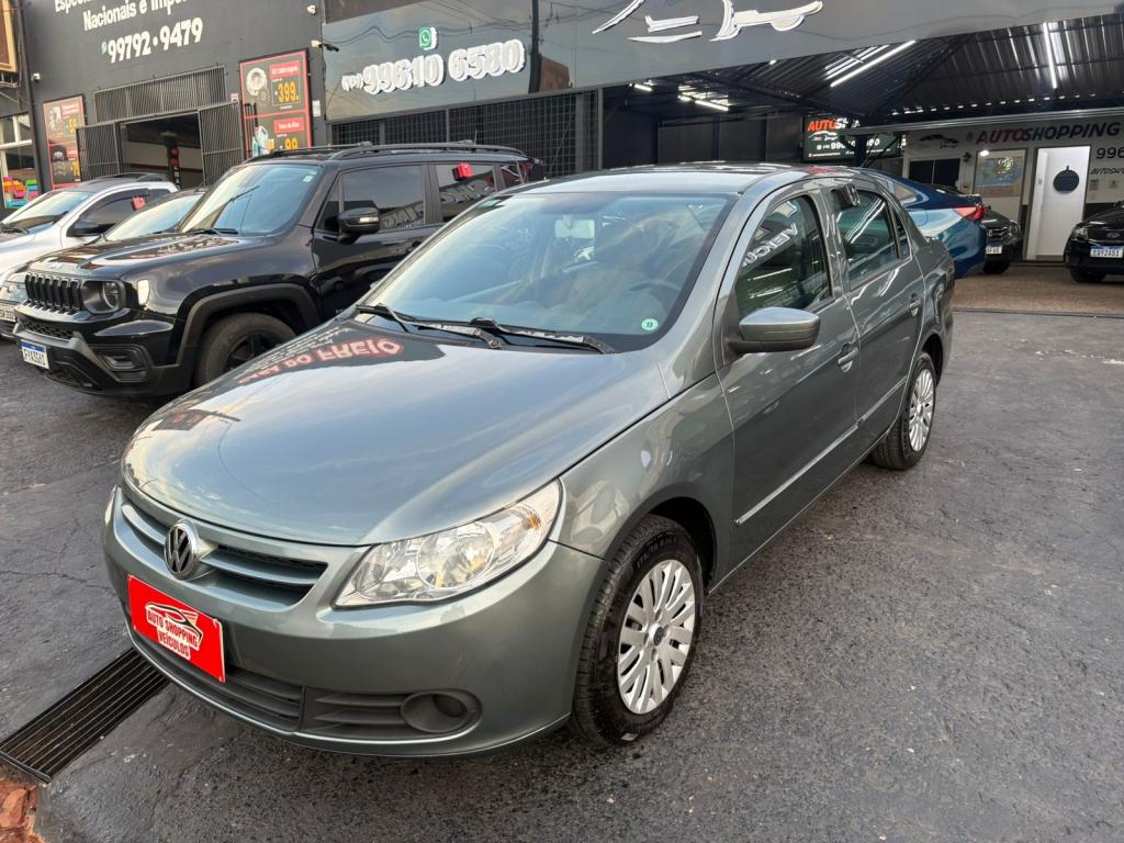 VOLKSWAGEN Voyage - Foto