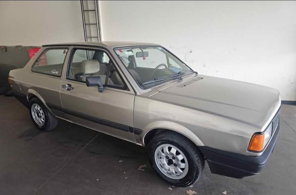 VOLKSWAGEN Voyage - Foto