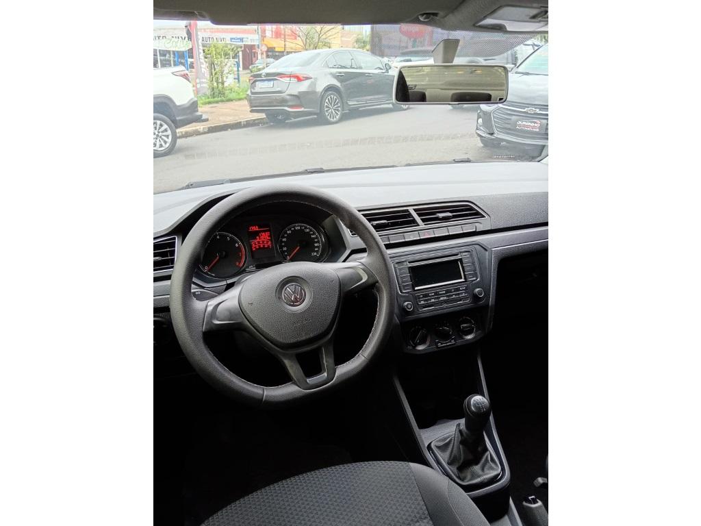 VOLKSWAGEN Voyage - Foto