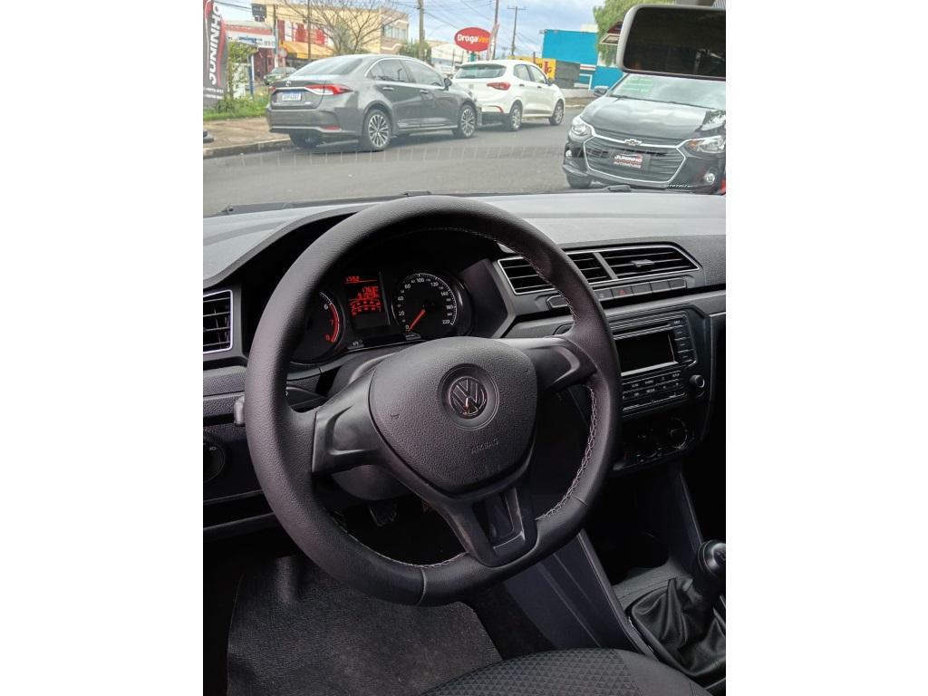 VOLKSWAGEN Voyage - Foto
