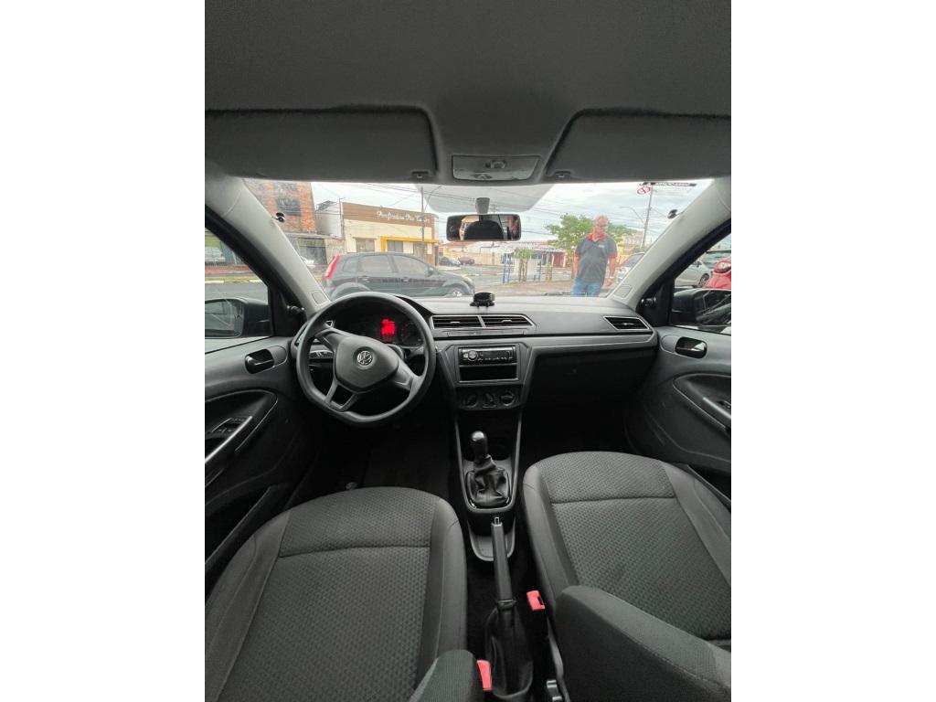 VOLKSWAGEN Voyage - Foto