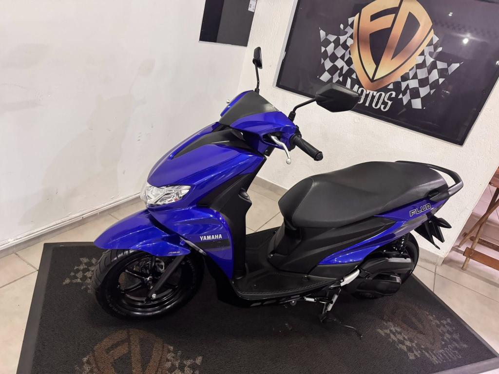 YAMAHA Fluo 125 - Foto
