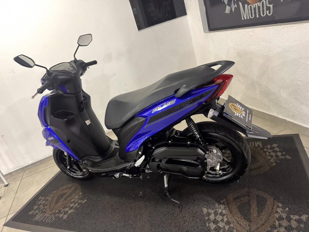 YAMAHA Fluo 125 - Foto