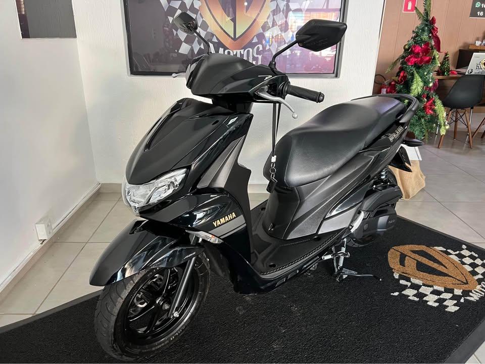 YAMAHA Fluo 125 - Foto