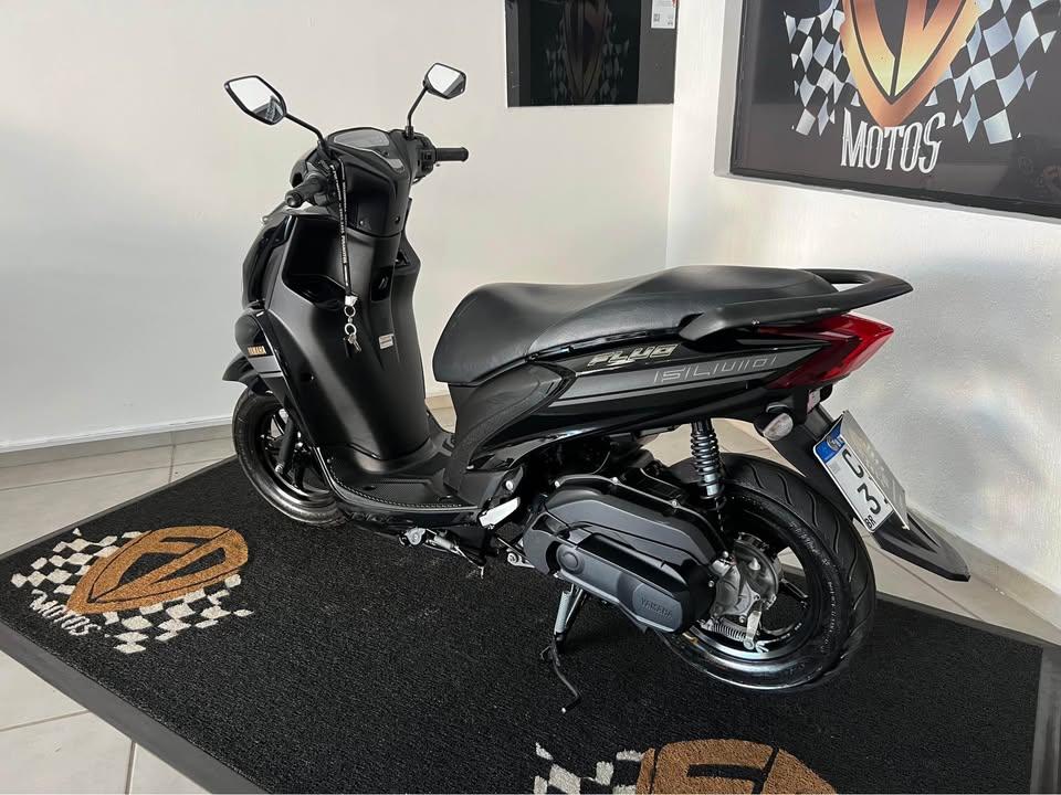 YAMAHA Fluo 125 - Foto