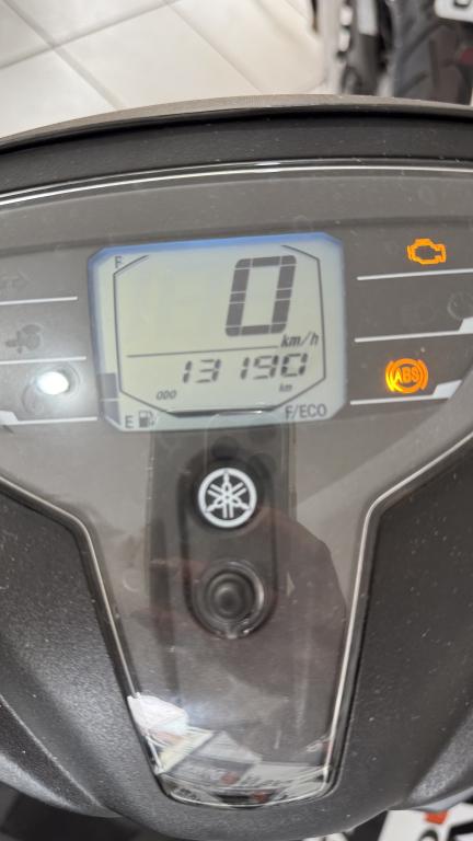 YAMAHA Fluo 125 - Foto
