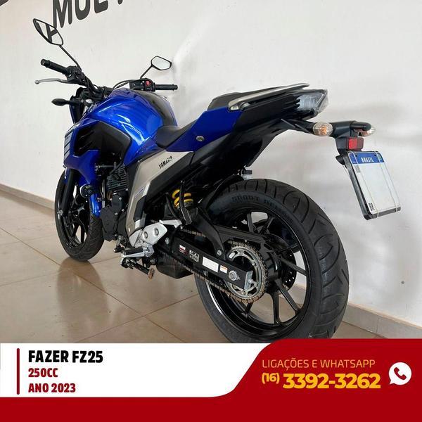 YAMAHA FZ 25 250 Fazer Flex - Foto
