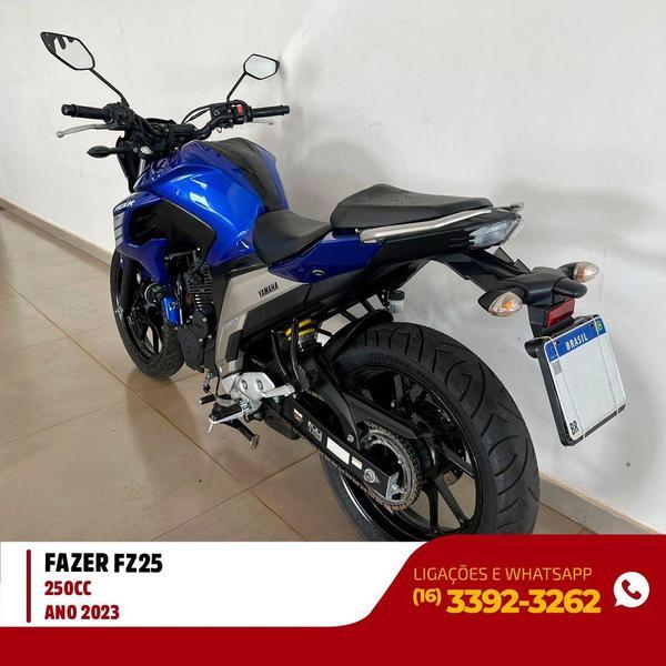YAMAHA FZ 25 250 Fazer Flex - Foto