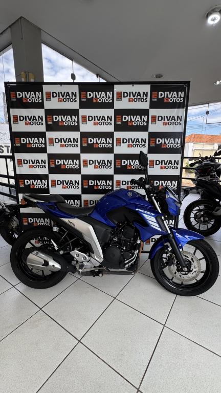 YAMAHA FZ 25 250 Fazer Flex