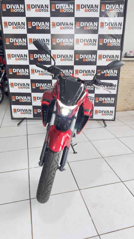 YAMAHA FZ 25 250 Fazer Flex - Foto