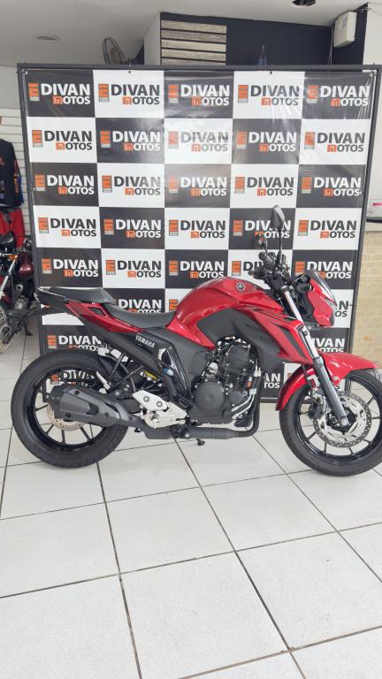 YAMAHA FZ 25 250 Fazer Flex - Foto