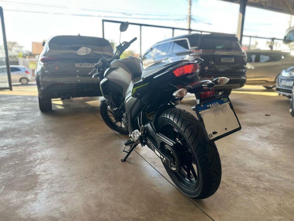 YAMAHA FZ 25 250 Fazer Flex - Foto