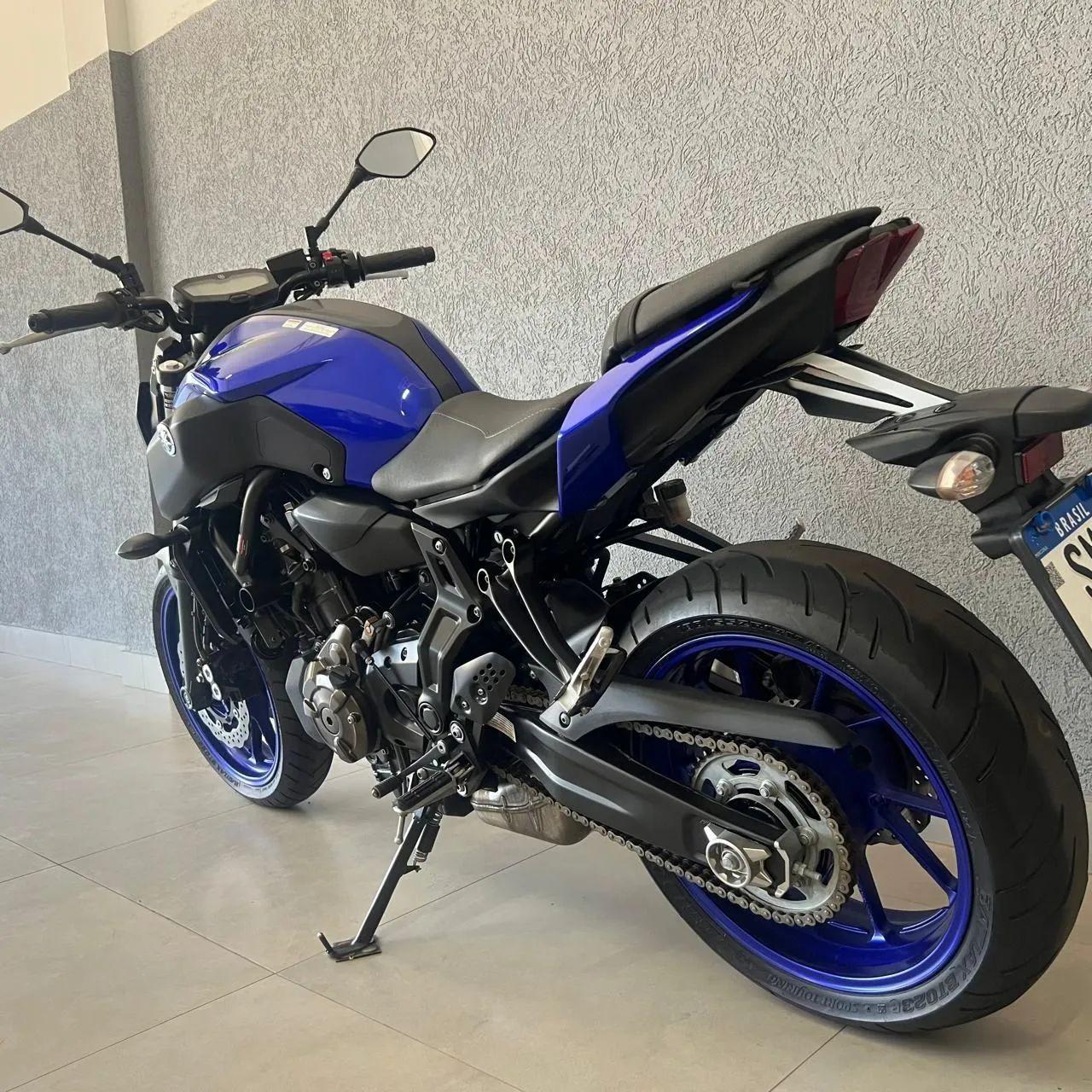 YAMAHA MT-07 700