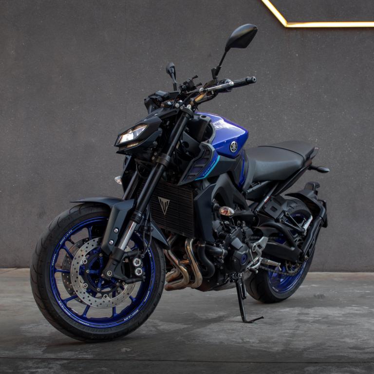 YAMAHA MT-09 850