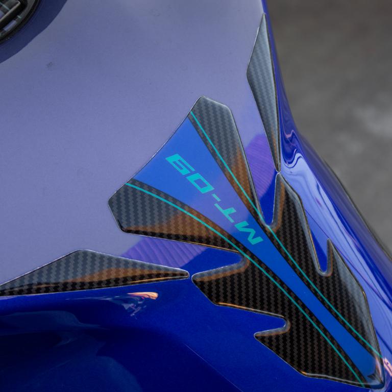 YAMAHA MT-09 850 - Foto