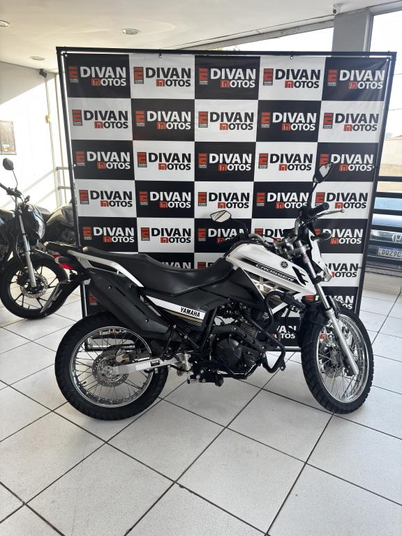 YAMAHA XTZ 150 Crosser - Foto