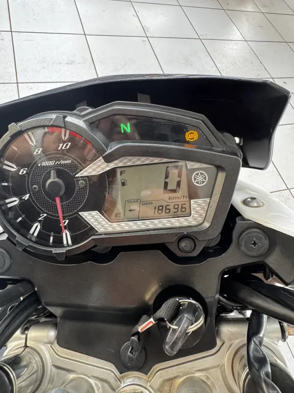 YAMAHA XTZ 150 Crosser - Foto