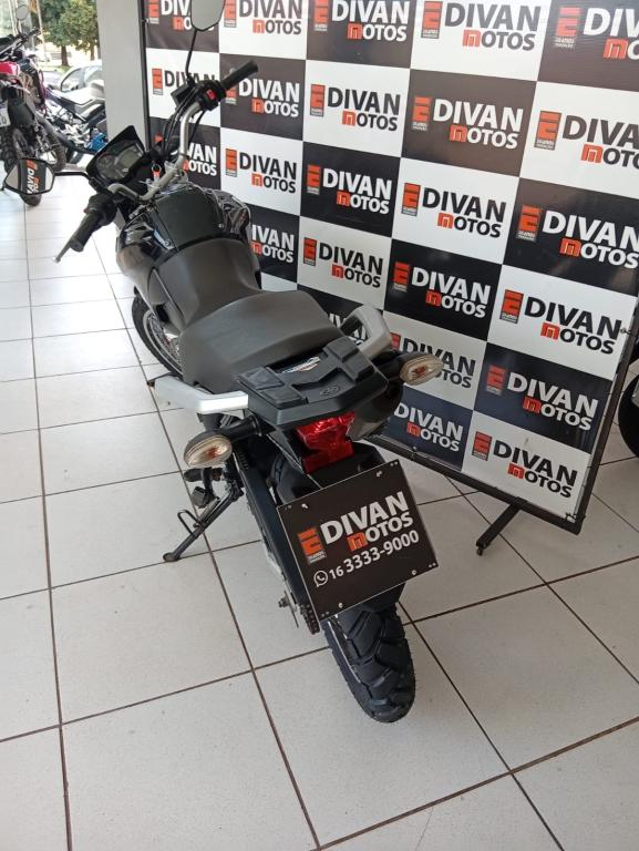 YAMAHA XTZ 150 Crosser - Foto