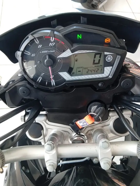 YAMAHA XTZ 150 Crosser - Foto