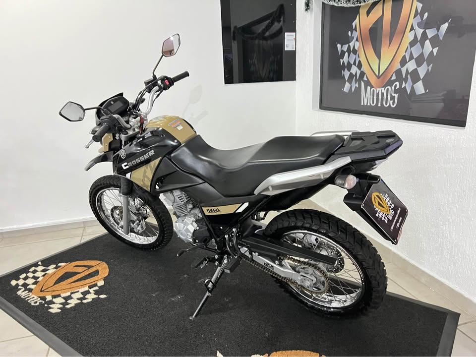 YAMAHA XTZ 150 Crosser - Foto