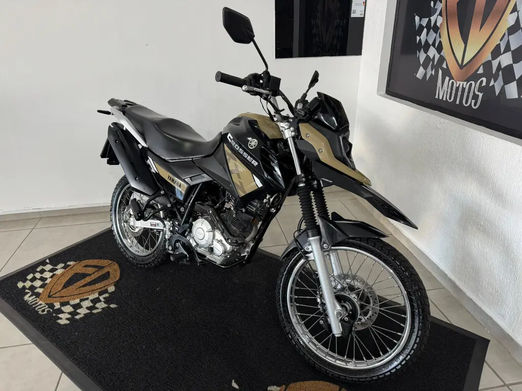 YAMAHA XTZ 150 Crosser - Foto