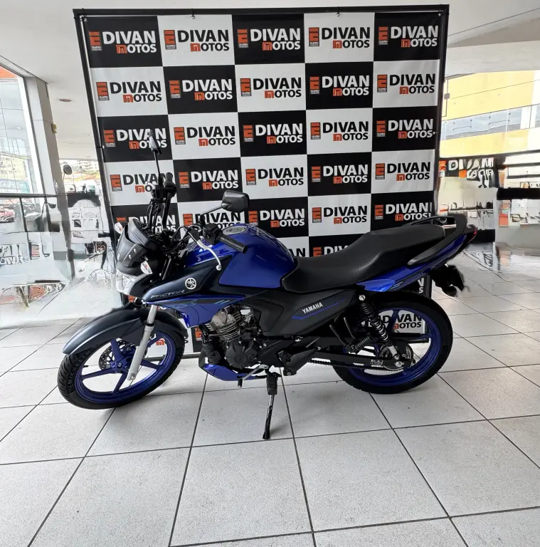 YAMAHA YBR 150 - Foto