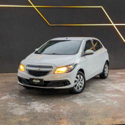 CHEVROLET Onix Hatch 1.4 4P FLEX LT