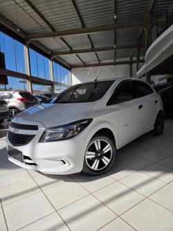 CHEVROLET Onix Hatch 1.0 4P FLEX JOY