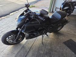 DUCATI Diavel 1200 CARBON