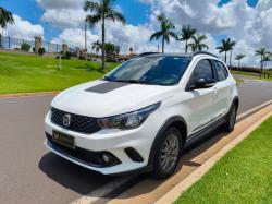 FIAT Argo 1.8 4P FLEX E.TORQ TREKKING AUTOM�TICO