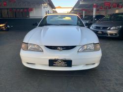 FORD Mustang 3.8 V6