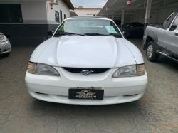 FORD Mustang 5.0 V8 32V GT COUP�